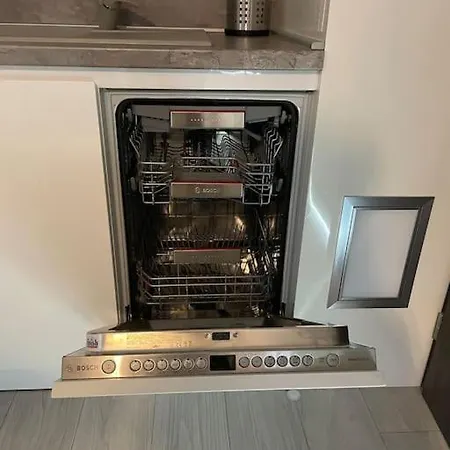 сити парк с паркомясто דירה