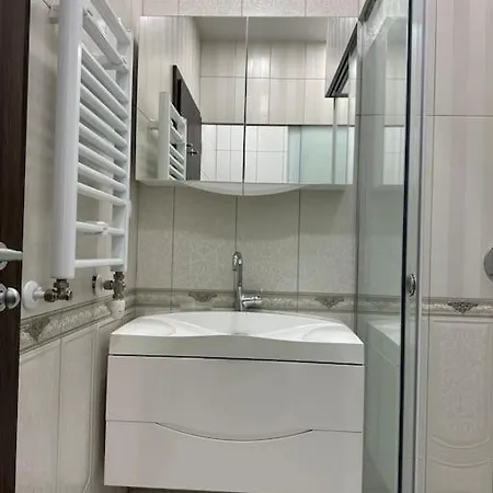 сити парк с паркомясто וארנה