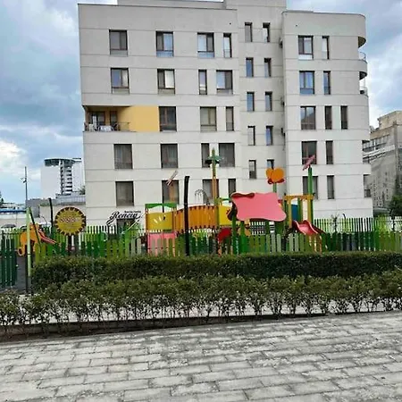 сити парк с паркомясто דירה *