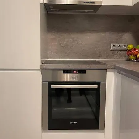 сити парк с паркомясто דירה