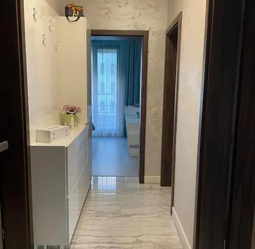 сити парк с паркомясто Varna